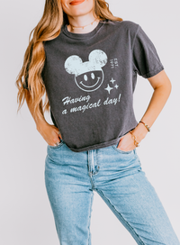 Having A Magical Day Comfort Colors Women's Boxy Tee