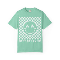 Retro Checkered Best Day Ever Comfort Colors Unisex Garment-Dyed T-shirt